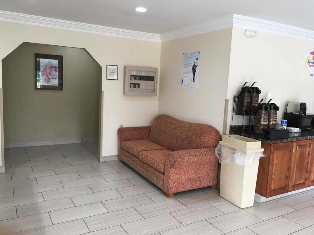 Super 8 By Wyndham Vicksburg Motel Luaran gambar